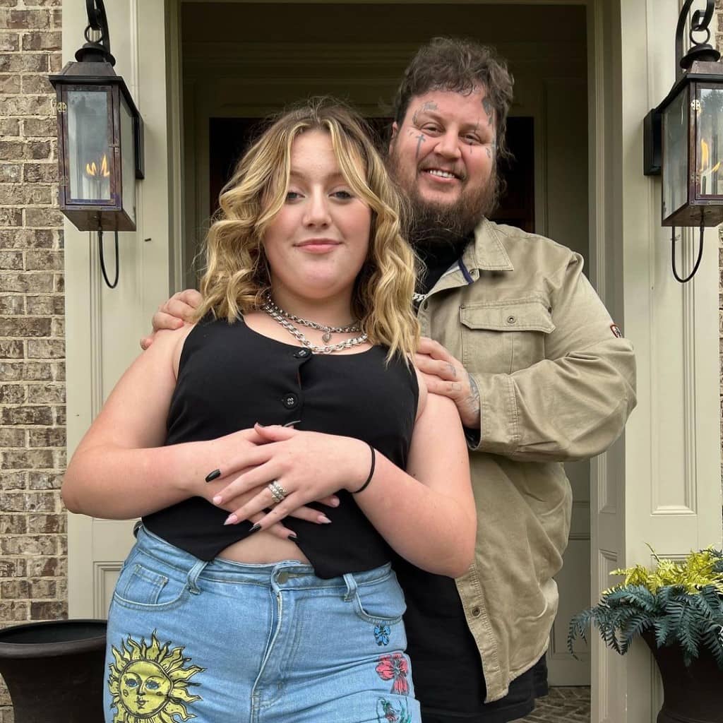 How Much Does Jelly Roll Weigh?