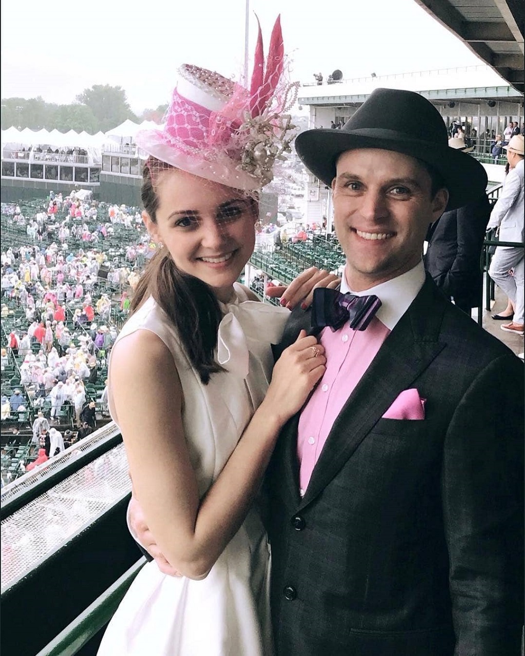 Who Is Kali Woodruff Carr, Husband, Age, Baby, Net Worth, Career