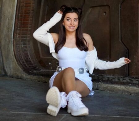 Lea Martinez Age, Height, Net Worth, Boyfriend