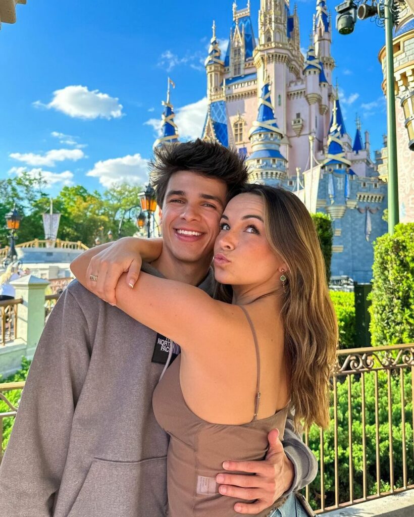 Pierson Wodzynski Pierson Wodzynski Age, Net Worth, Height, Boyfriend, YouTuber