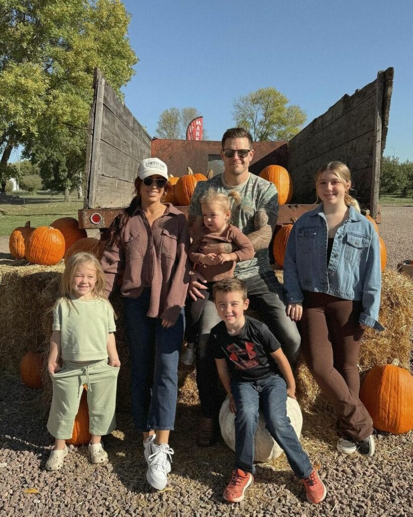 Cole DeBoer Wife and Children
