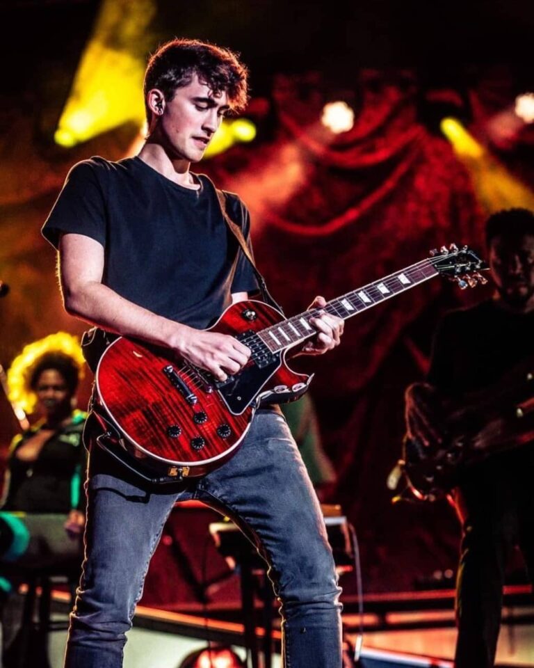 Who is Rob Thomas’s Son Maison Avery William Thomas?