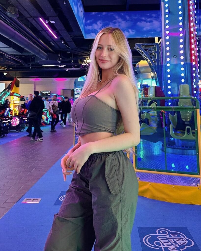 Sophia Diamond Real Name
