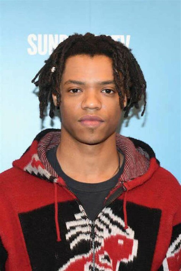 H. Hunter Hall Biography, Age, Height, Net Worth, Girlfriend H. Hunter Hall Height