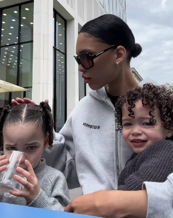 Nara Pellman Nara Pellman Wiki, Age, Height, Ethnicity, Parents, Kids, Net Worth