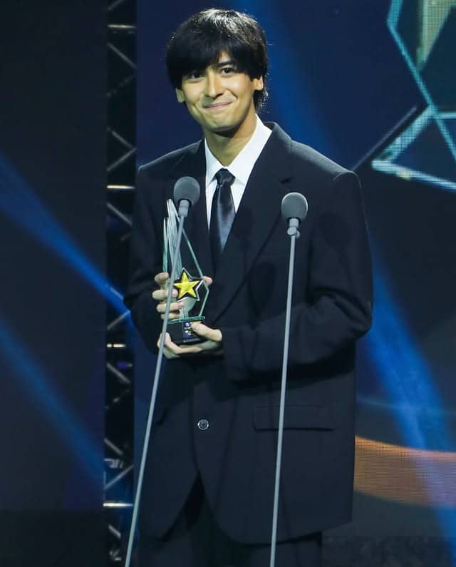 Andres Muhlach award