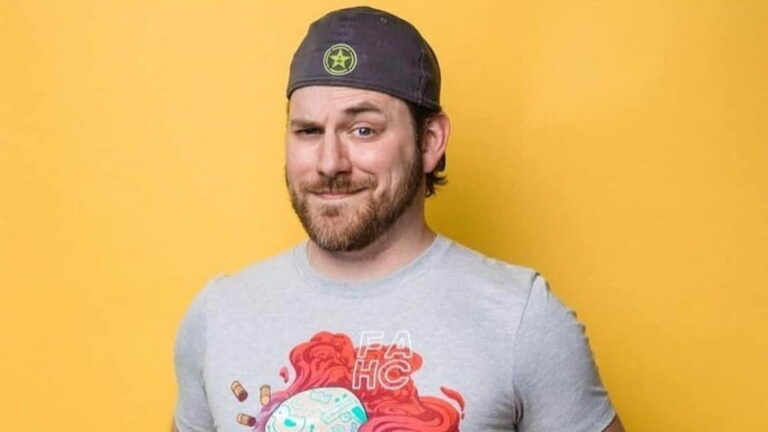 Ryan Haywood Wiki, Age, Wife, Height, Net Worth Ryan Haywood pose